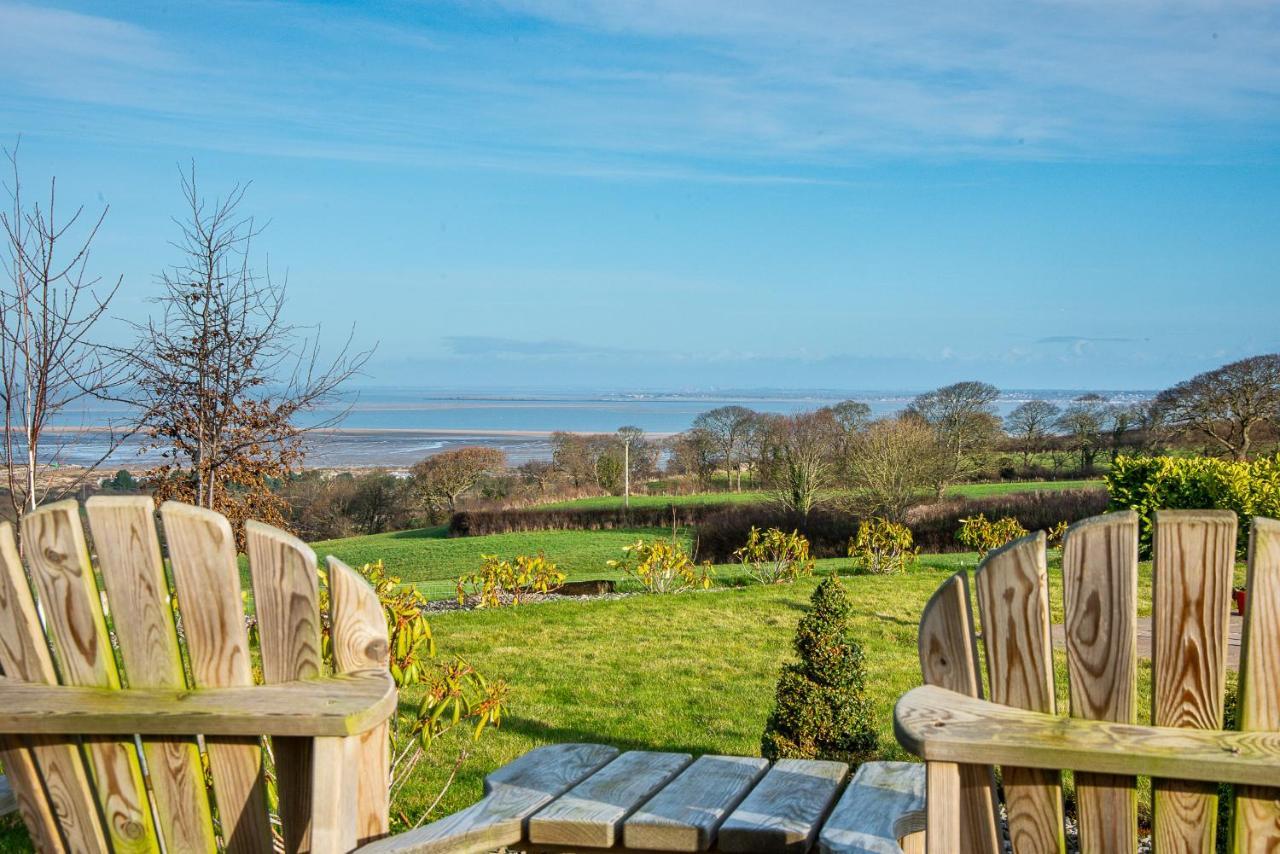 Finest Retreats - Sea Views Cottage Prestatyn Exterior photo